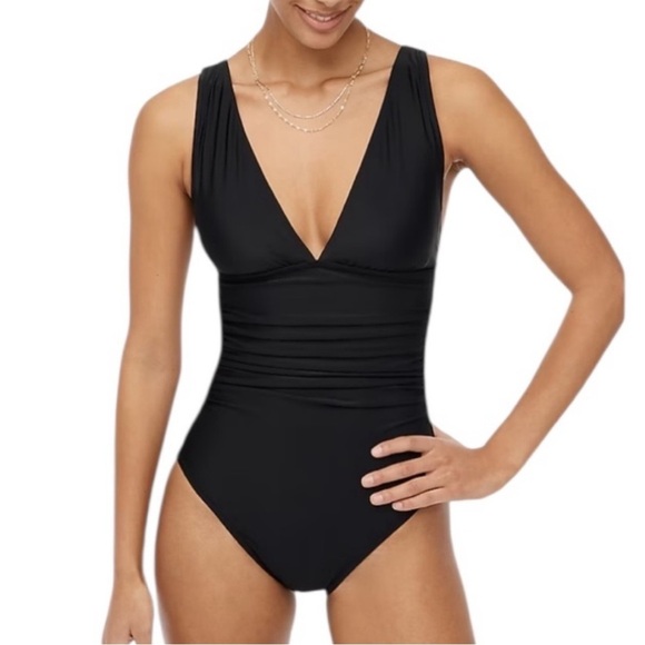 NEW J. CREW Factory V-neck ruched one-piece swimsuit in black Size Large - Picture 1 of 9